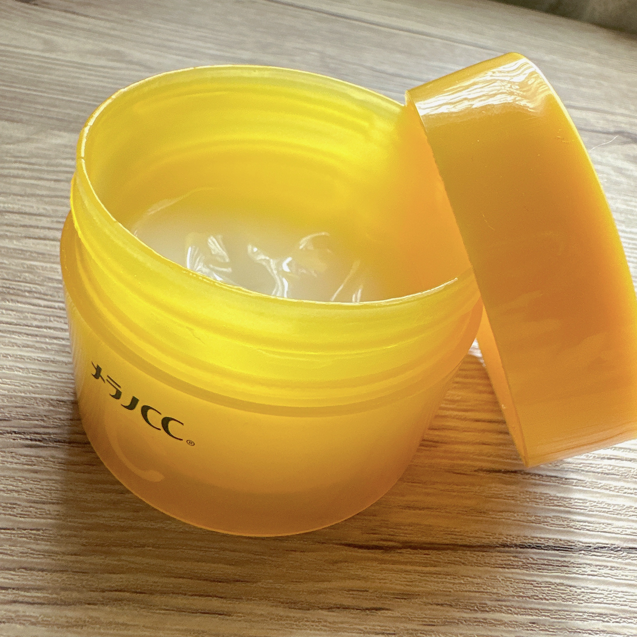 薬用しみ対策美白ジェル/メラノCC/フェイスクリームを使ったクチコミ（3枚目）