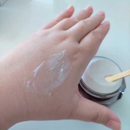 クリーム C/イオナR (イオナアール)/フェイスクリームを使ったクチコミ(8枚目)