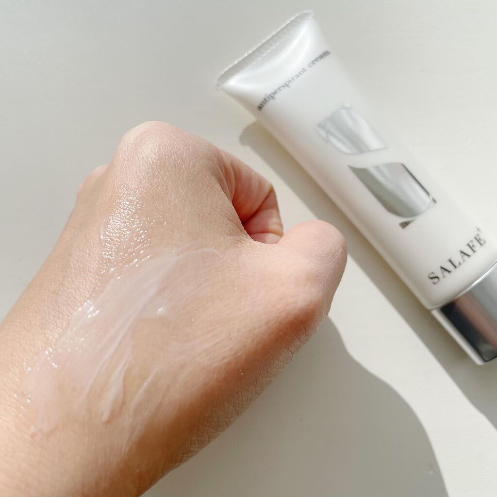 Runa on LIPS 「..▶︎サラフェプラス実はこれなんと日本初の顔専用の制汗クリー..」(4枚目)