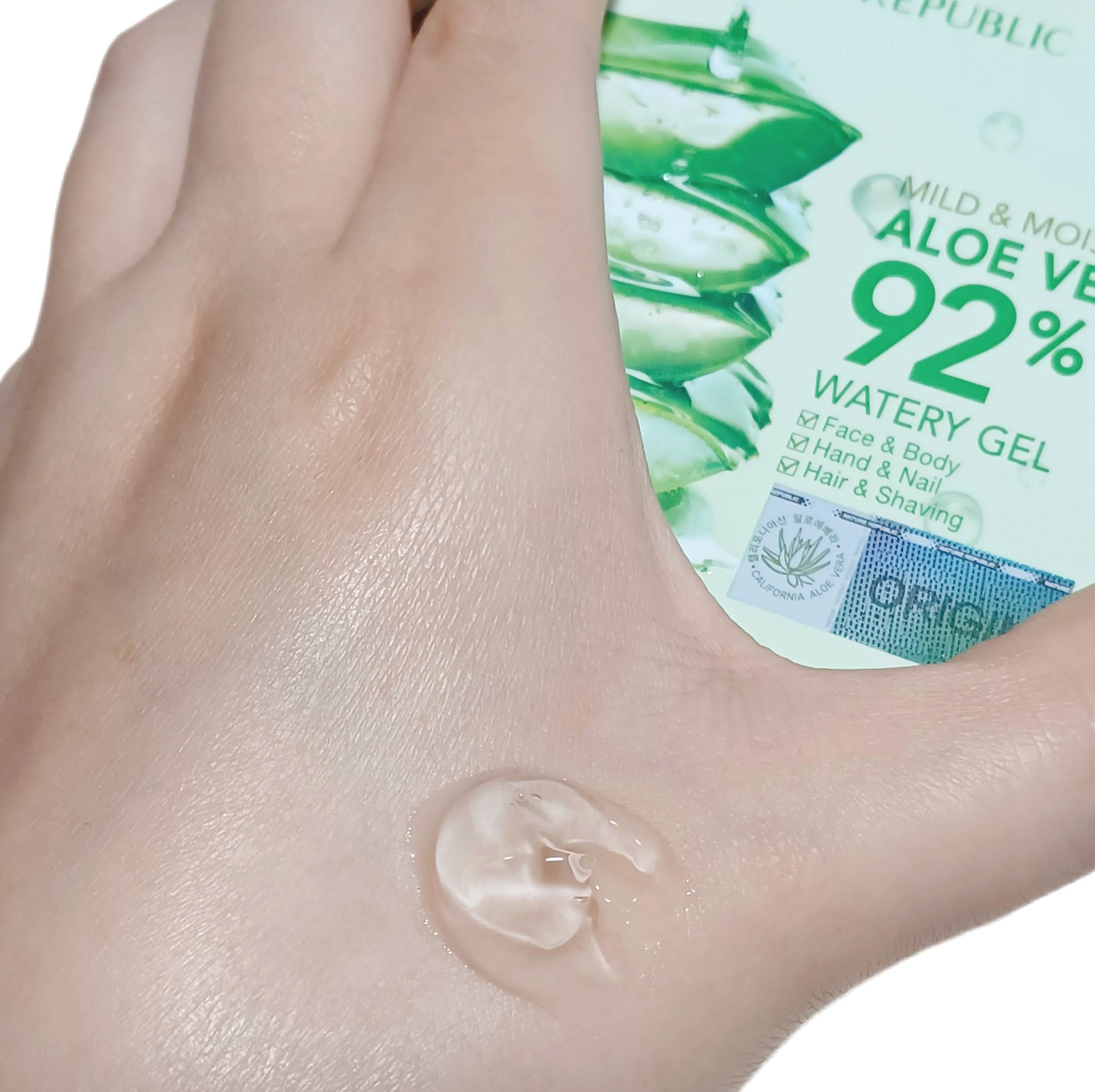 マイルド＆モイスチャーアロエジェル/ネイチャーリパブリック/ボディローションを使ったクチコミ（3枚目）