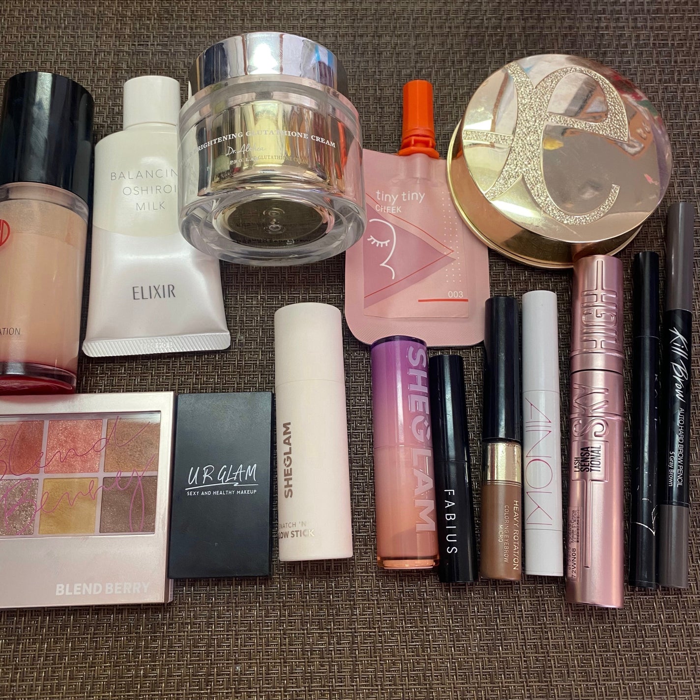 マイファンスィー アクアファンデーション/Koh Gen Do/リキッドファンデーションを使ったクチコミ(3枚目)