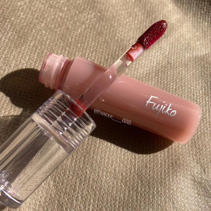 ニュアンスラップティント 101 無花果レッド(プラザ・フジコ公式オンラインショップ限定カラー)/Fujiko/リップティントを使ったクチコミ(2枚目)