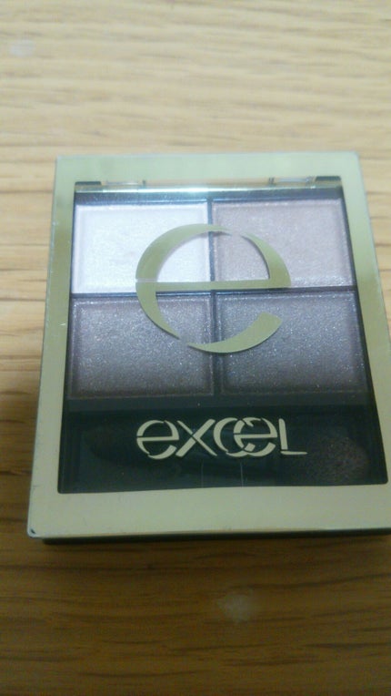 スキニーリッチシャドウ/excel/アイシャドウパレットを使ったクチコミ(1枚目)