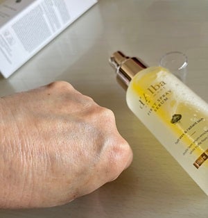 ダルバ ホワイトトリュフファーストスプレーセラム/ダルバ/ミスト状化粧水を使ったクチコミ(5枚目)