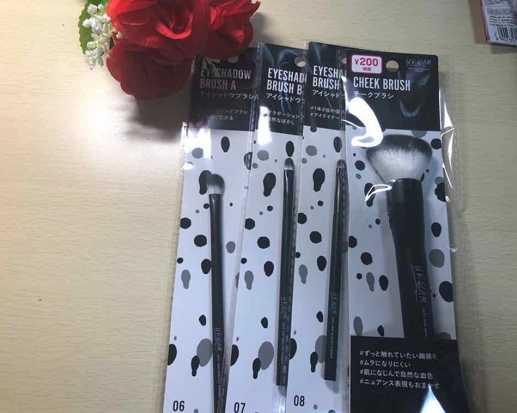 UR GLAM　SHADING BRUSH/U R GLAM/メイクブラシを使ったクチコミ（1枚目）