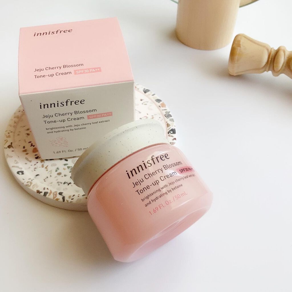 チェリーブロッサム トーンアップ クリーム UV/innisfree/フェイスクリームを使ったクチコミ(2枚目)