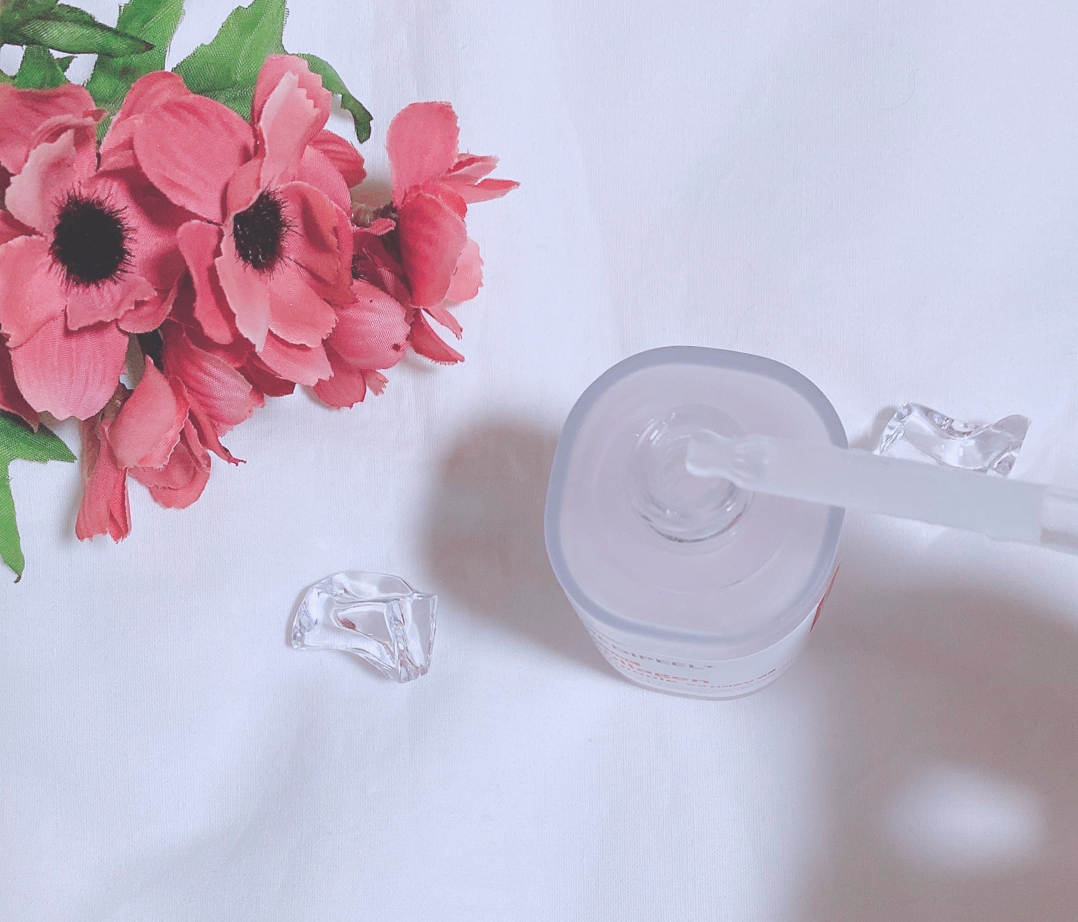 レッドラクトコラーゲン毛穴タイトニングアンプル　/MEDIPEEL/美容液を使ったクチコミ（2枚目）