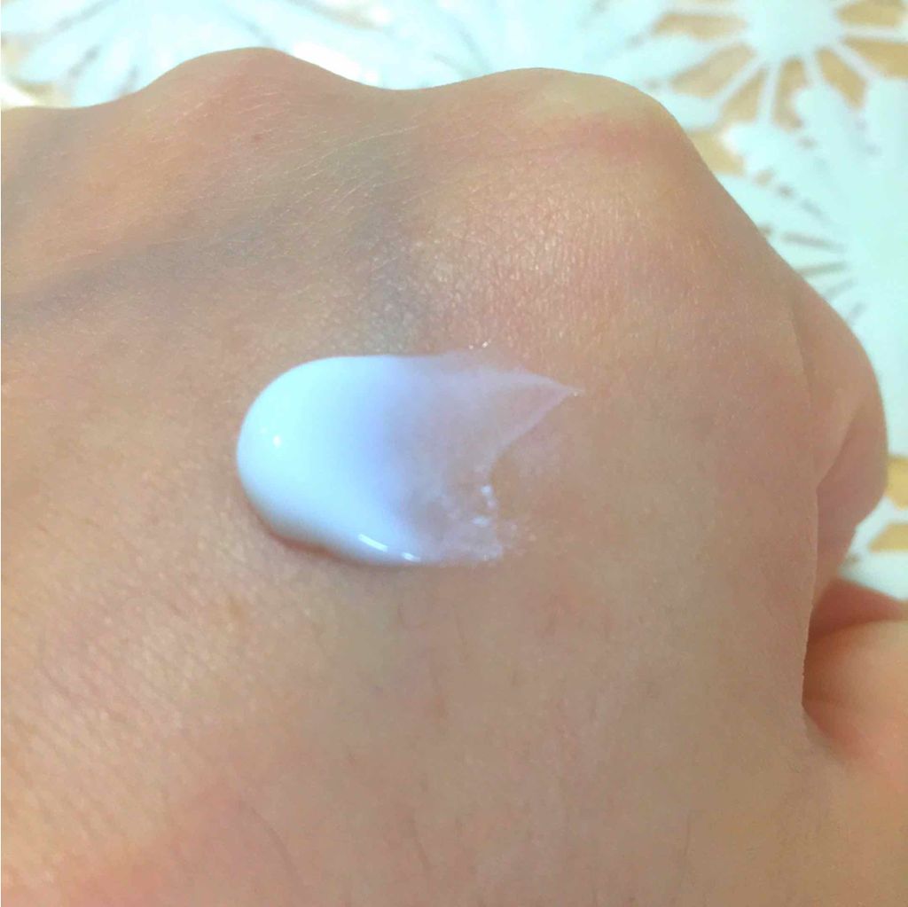 LIPS and HIPS UV SKIN CARE GELのクチコミ「今日はパケの可愛い日焼け止め✨を紹介しまーす👩✨

リップス アンド ヒップス
UVスキンケア.....」（2枚目）