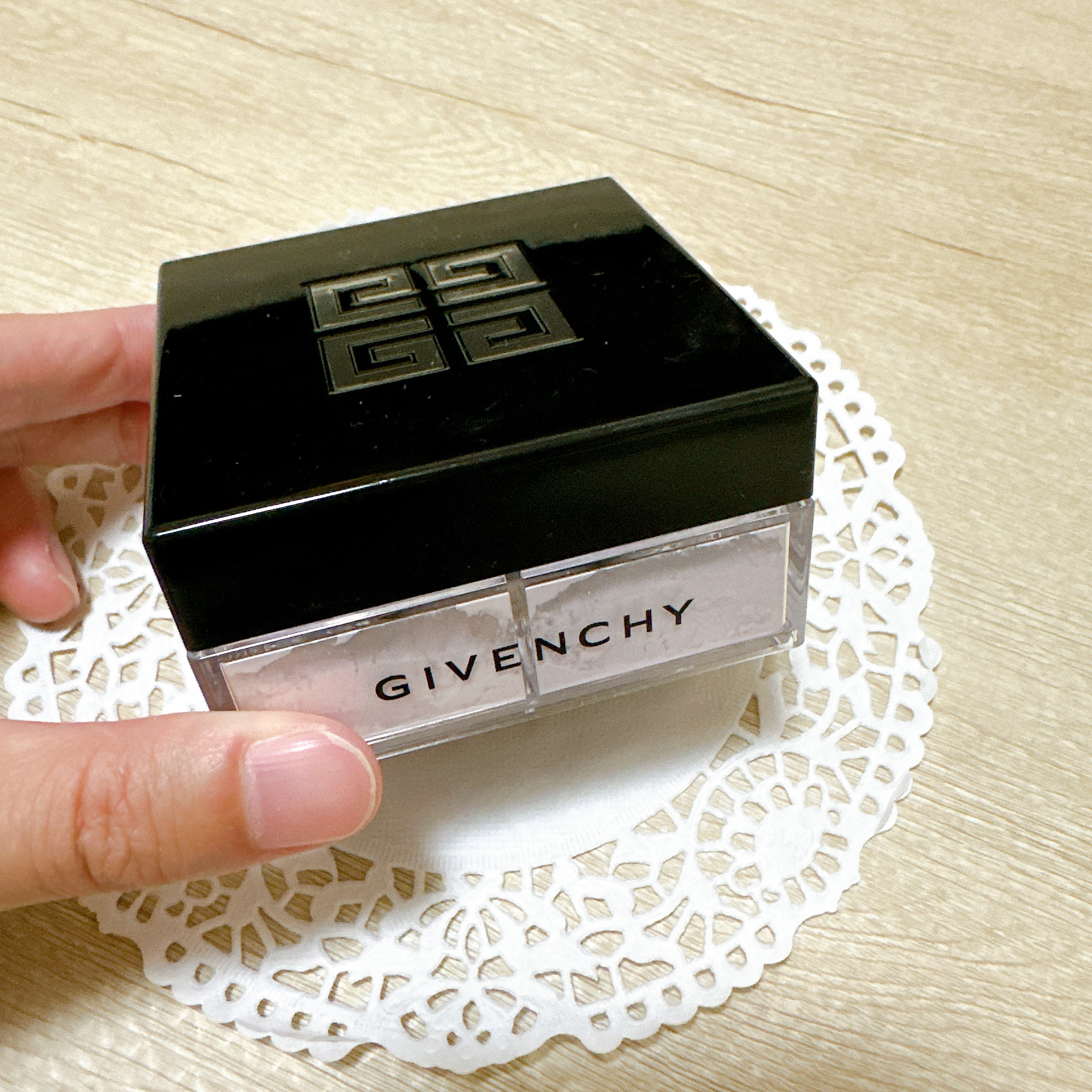 プリズム・リーブル/GIVENCHY/ルースパウダーを使ったクチコミ（2枚目）