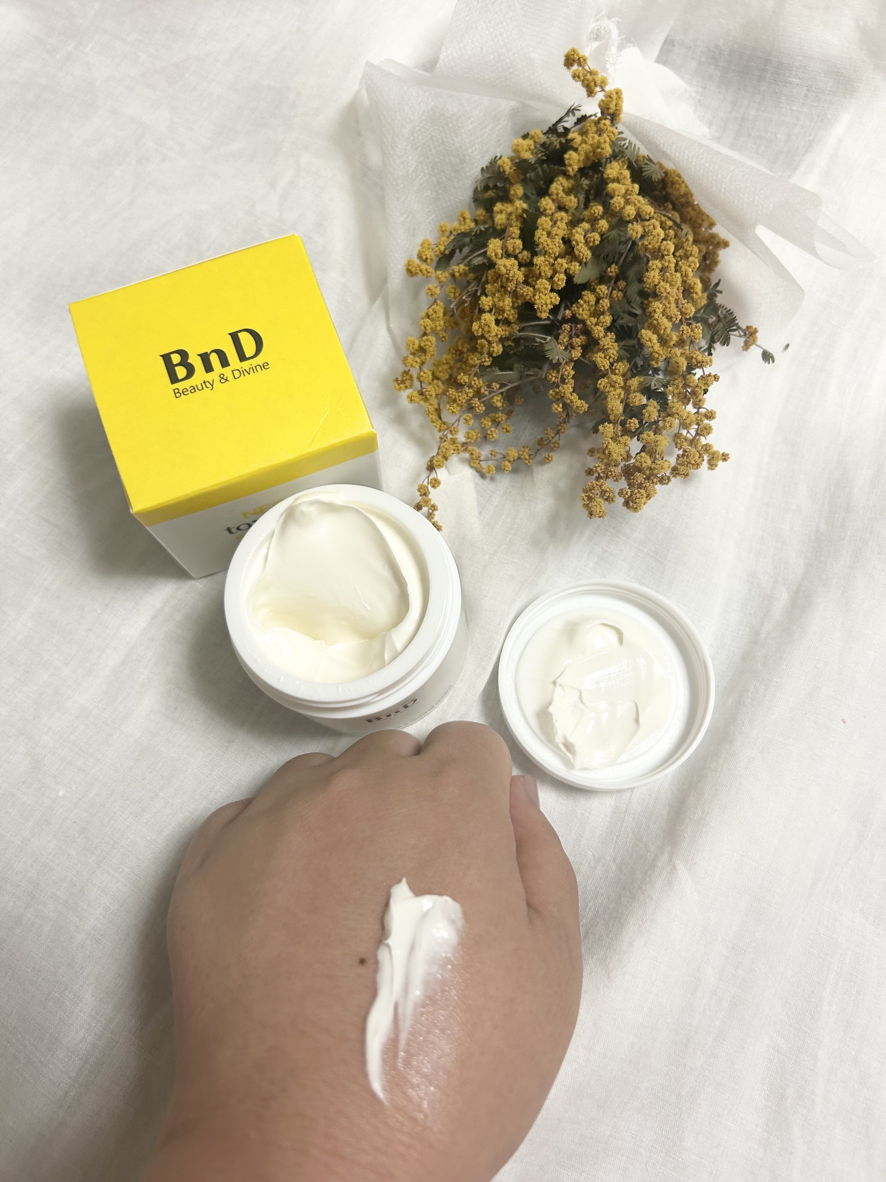 BnD ネックアイロン トーンアップ クリーム/BnD/ネック・デコルテケアを使ったクチコミ（2枚目）