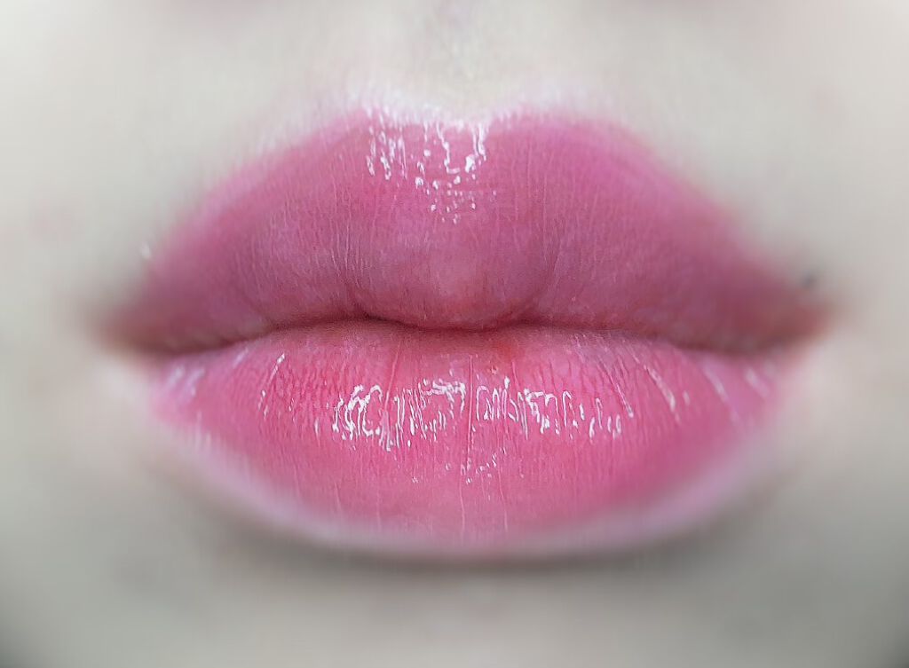 ジューシーラスティングティント/rom&nd/リップティントを使ったクチコミ(9枚目)