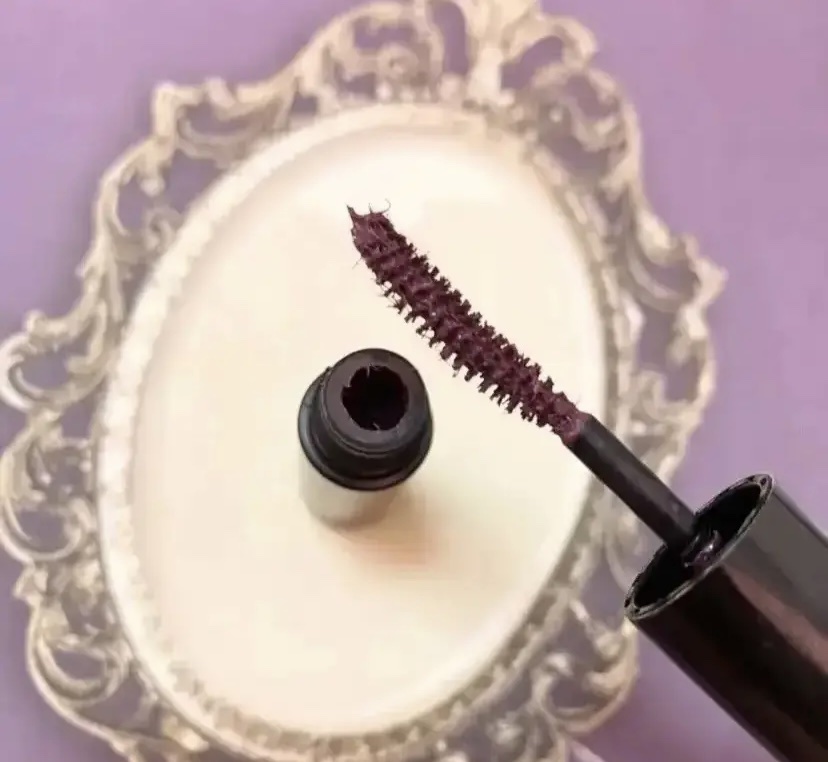 カラーマスカラ 01 バーガンディ/sopo/マスカラを使ったクチコミ（2枚目）