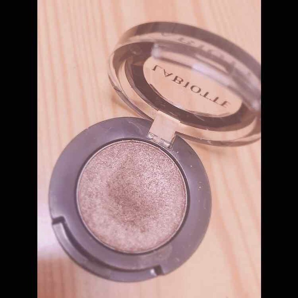 ペタル アフェア モノ アイシャドウ/LABIOTTE/単色アイシャドウを使ったクチコミ（2枚目）