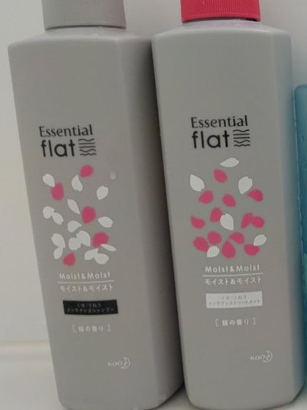 くせ・うねりメンテナンスシャンプー&トリートメント(モイスト&モイスト)/エッセンシャル flat/シャンプー・コンディショナーを使ったクチコミ(1枚目)