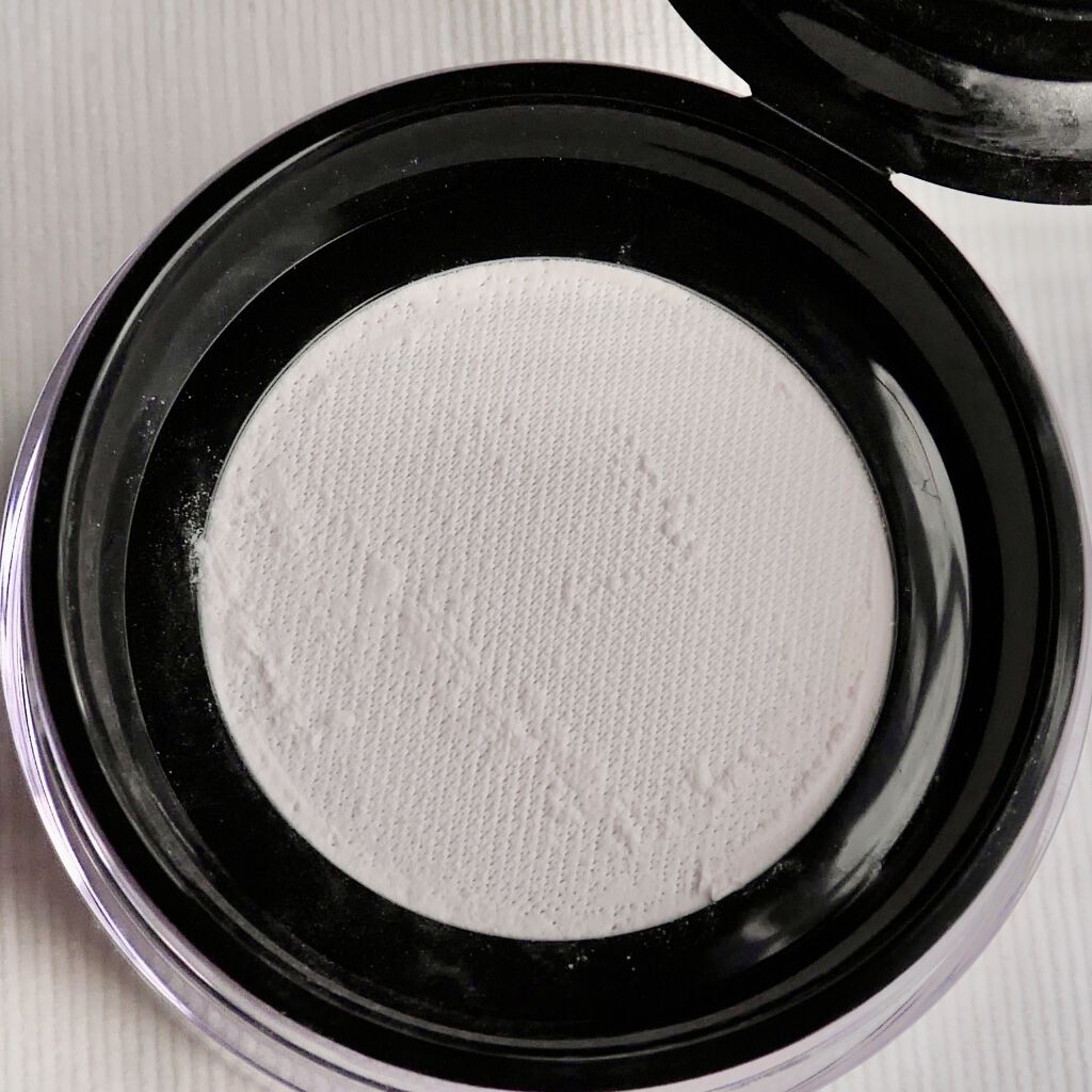 ライトリフレクティングセッティングパウダー ルース N 02383/NARS/ルースパウダーを使ったクチコミ（2枚目）