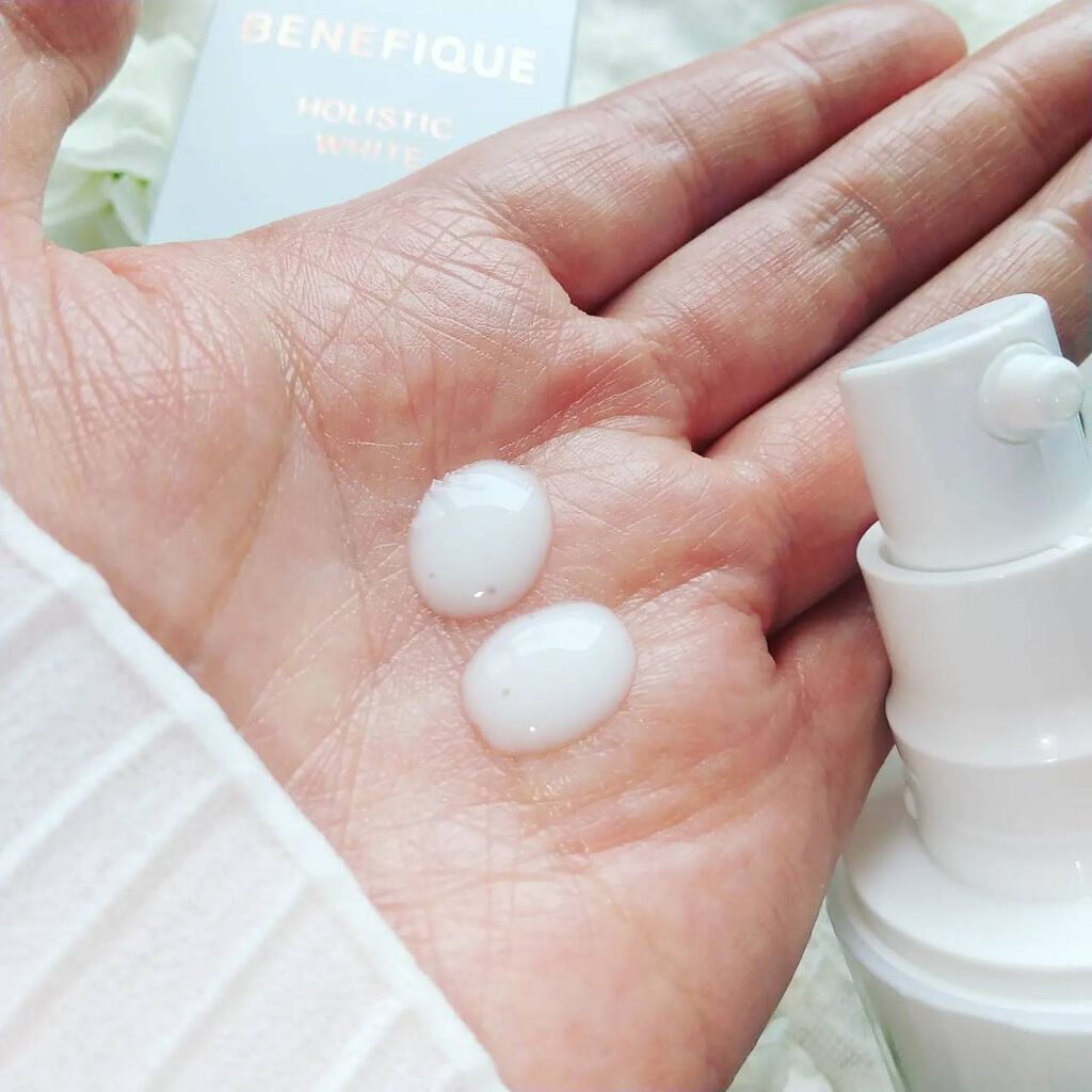ホリスティックブライト/BENEFIQUE/美容液を使ったクチコミ（1枚目）