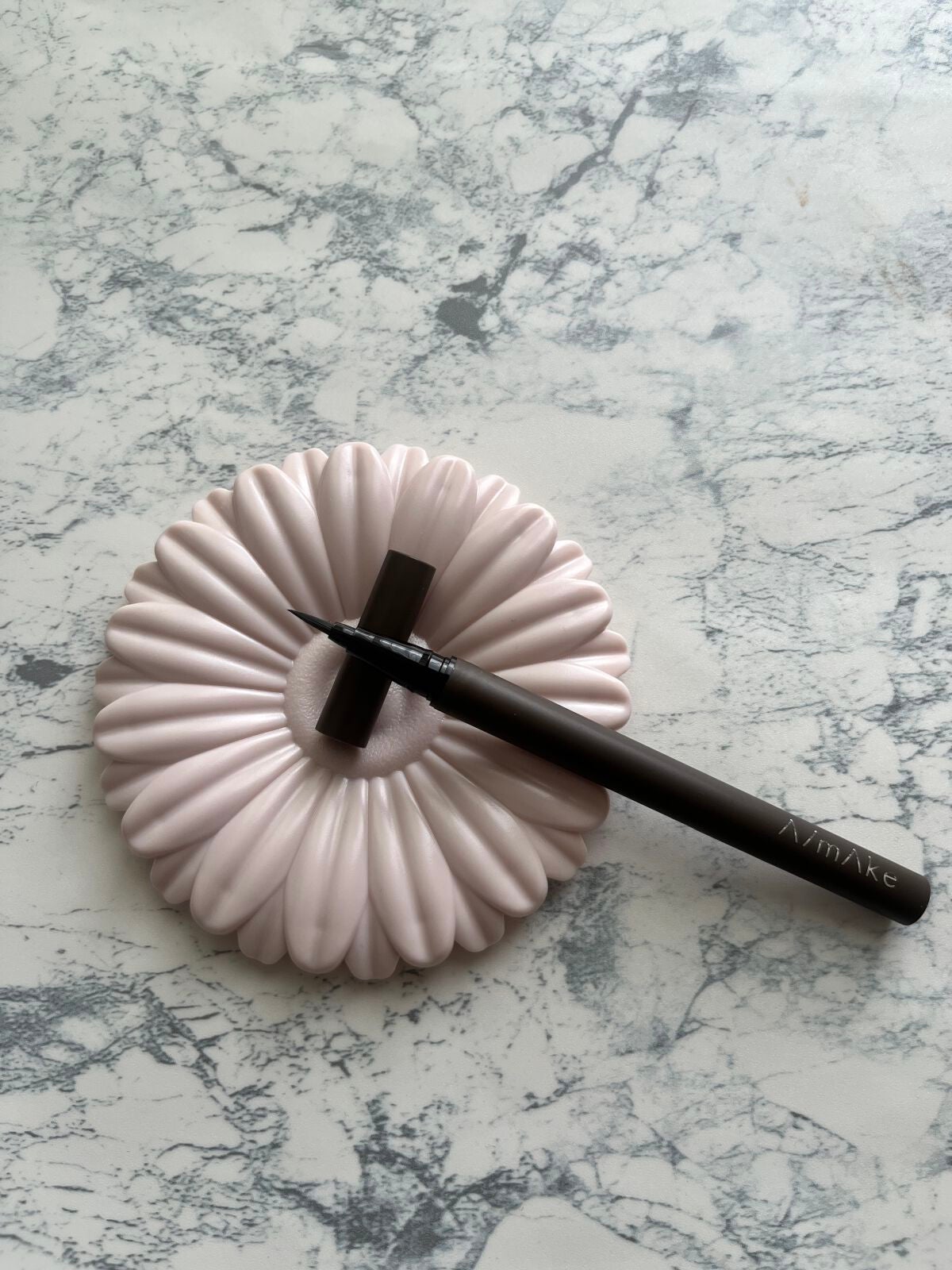 エーメイク マットリキッドアイライナー /A/mAke/リキッドアイライナーを使ったクチコミ(2枚目)