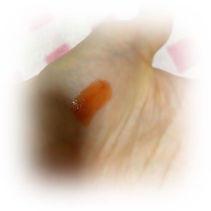 グラスティングウォーターティント 韓服エディション/rom&nd/リップティントを使ったクチコミ(2枚目)