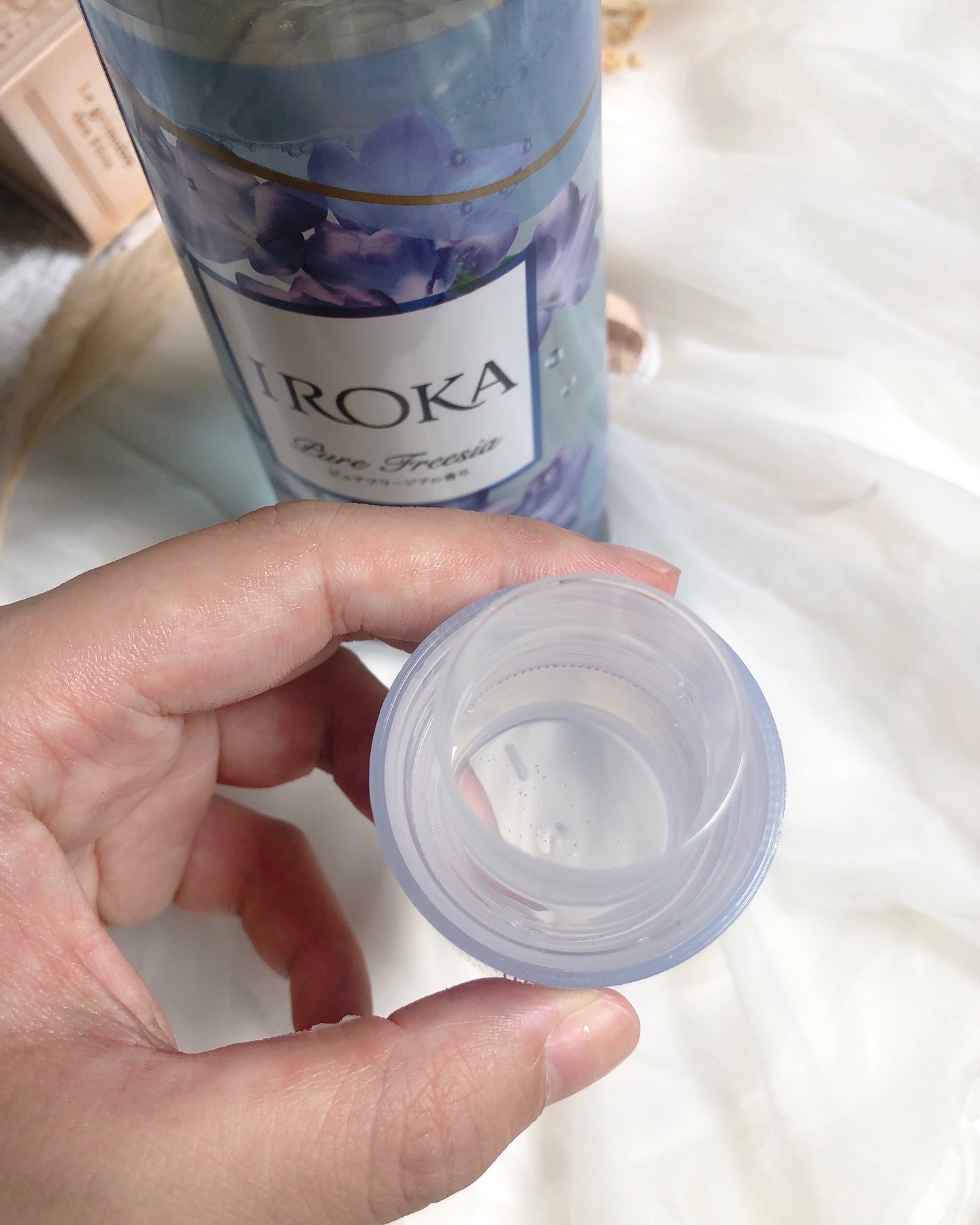 プレミアム柔軟剤 IROKA ピュアフリージアの香り/IROKA/柔軟剤を使ったクチコミ（2枚目）