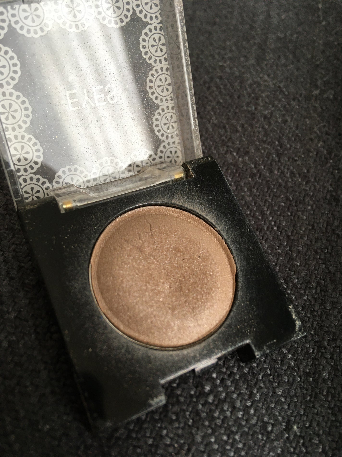 アイシャドウ/プリラプリラ/単色アイシャドウを使ったクチコミ(1枚目)