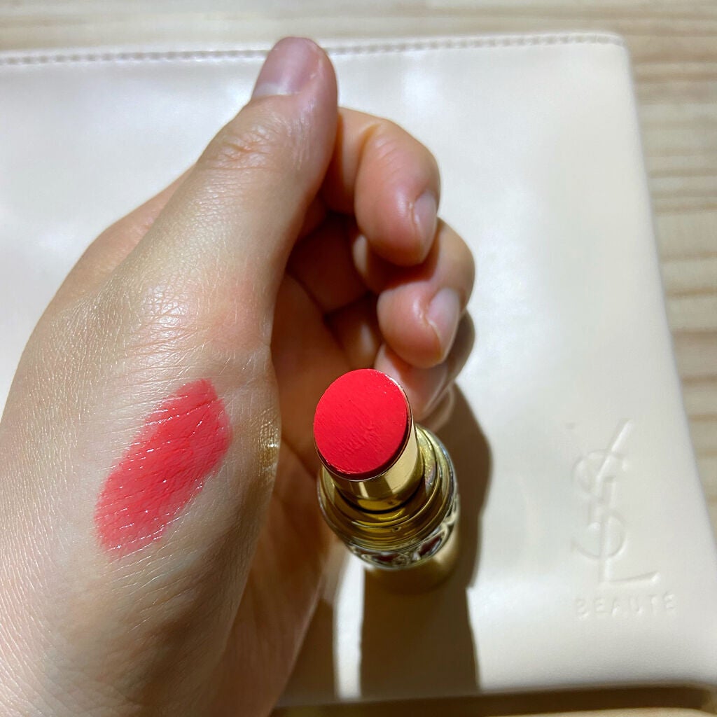 ルージュ ヴォリュプテ シャイン/YVES SAINT LAURENT BEAUTE/口紅を使ったクチコミ(4枚目)