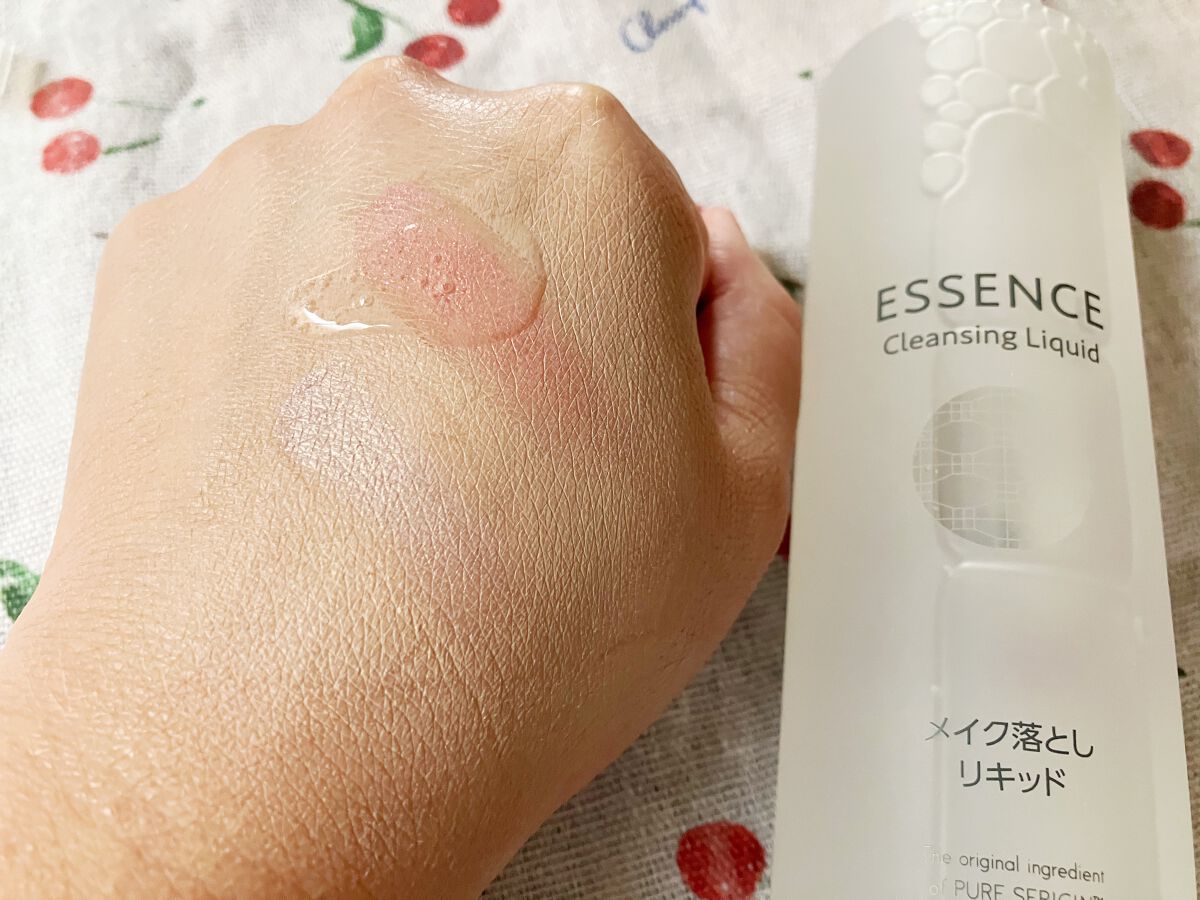 コモエース エッセンスクレジングリキッドのクチコミ「繭コスメでお馴染みの
コモエース
エッセンスクレンジングリキッドを
使ってみました！

オイル.....」（2枚目）