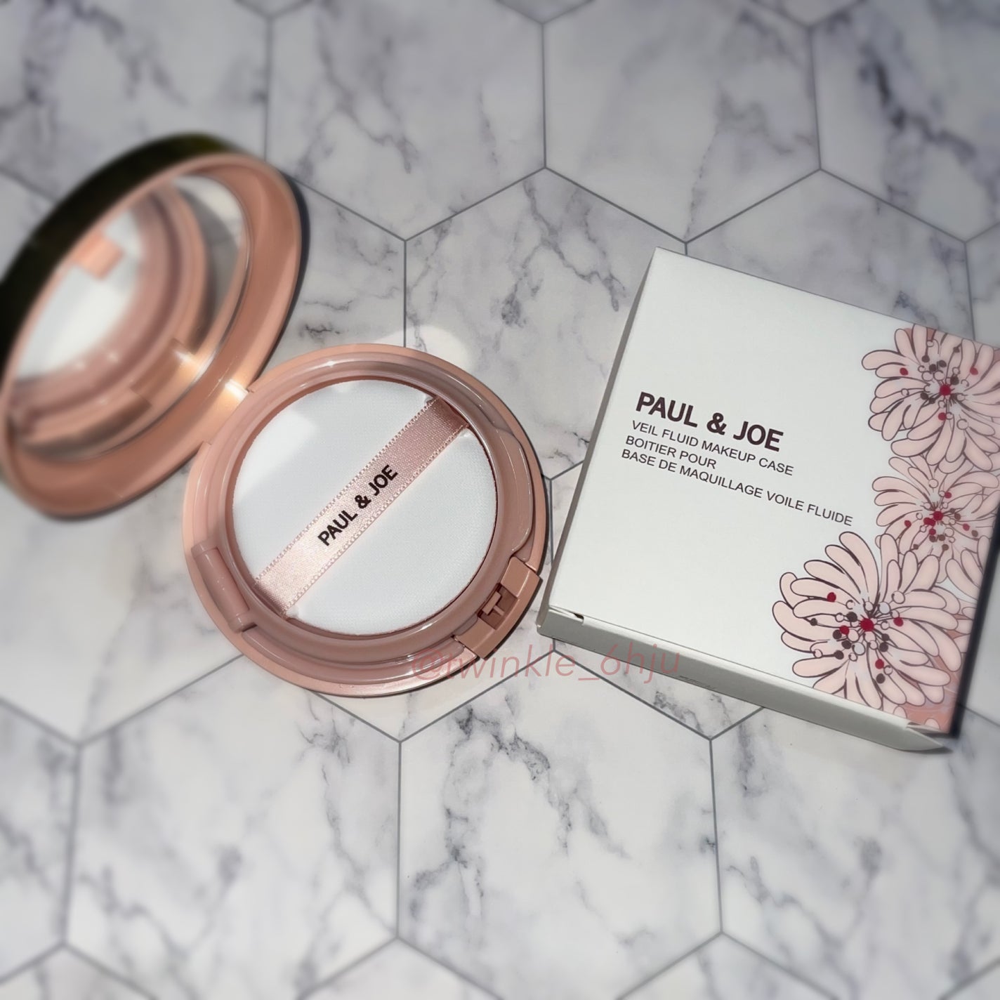 シースルー ヴェール コンパクト/PAUL & JOE BEAUTE/ファンデーションを使ったクチコミ(2枚目)