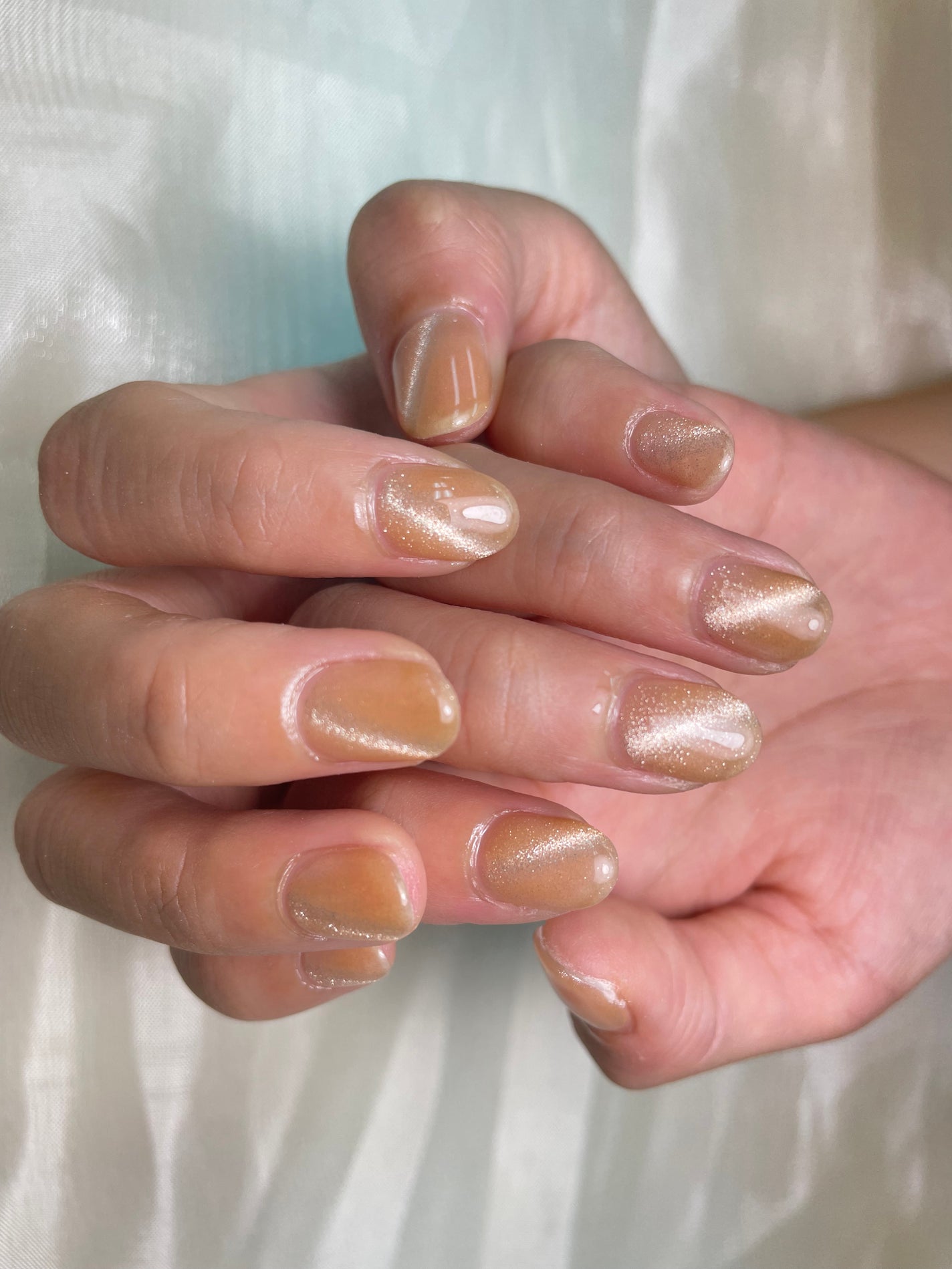 なしか フォロバ100🩵 on LIPS 「最新ネイル💅プロにお任せしてネイルしてきました💓初のマグネット..」(2枚目)