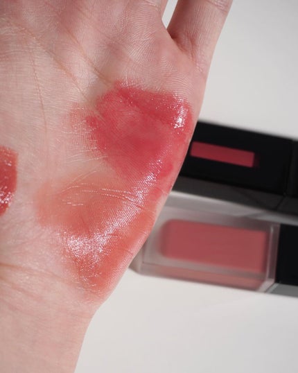 ルージュ ピュールクチュール ヴェルニ ヴィニルクリーム/YVES SAINT LAURENT BEAUTE/口紅を使ったクチコミ(2枚目)