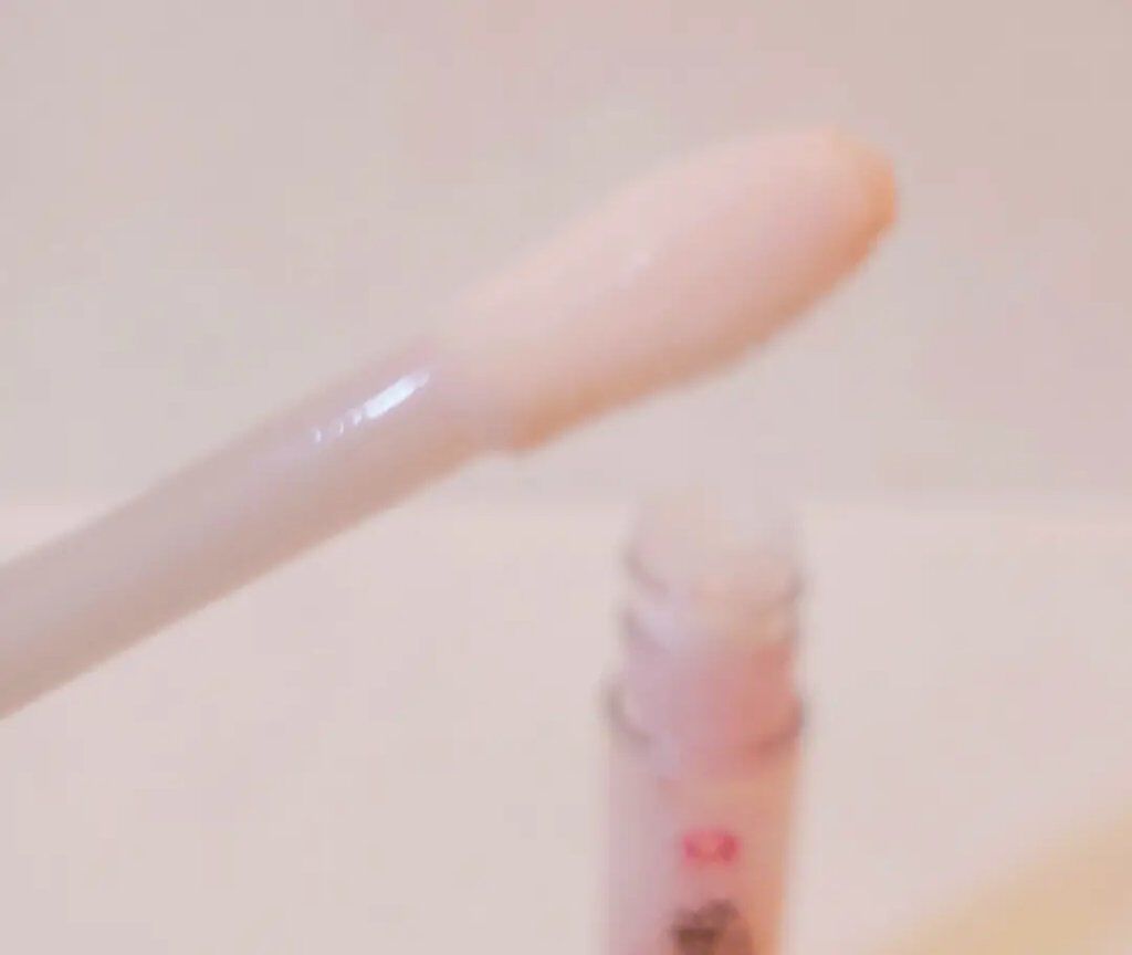 ～トゥー フェイスド ハングオーバー～ ピロー バーム リップ トリートメント/Too Faced/リップ美容液を使ったクチコミ（3枚目）