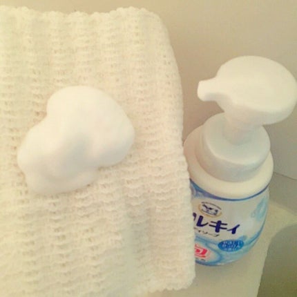 泡で出てくる ミルキィボディソープ やさしいせっけんの香り/ミルキィ/ボディソープを使ったクチコミ(8枚目)