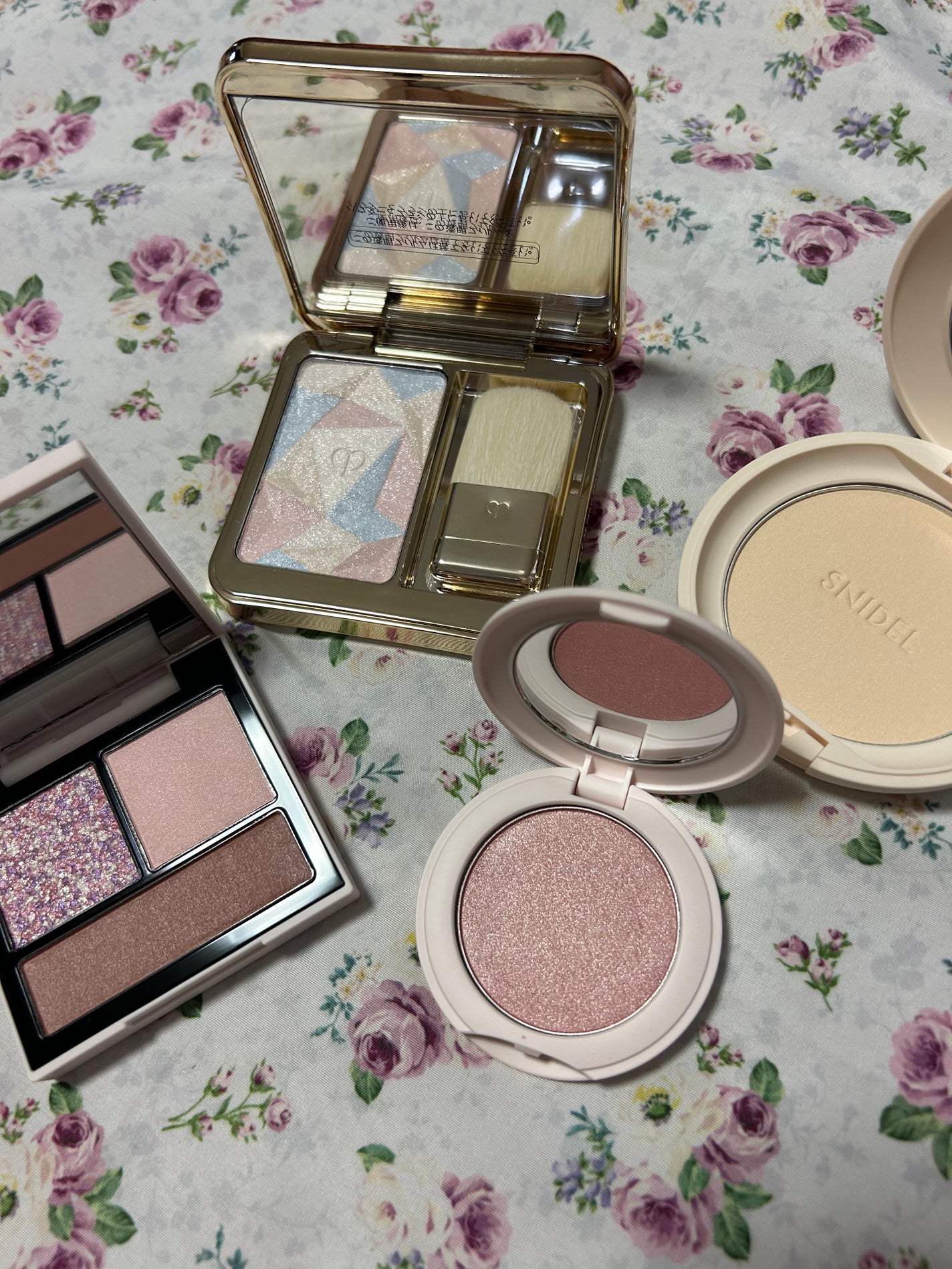 ル・レオスールデクラ /クレ・ド・ポー ボーテ/パウダーハイライトを使ったクチコミ(1枚目)