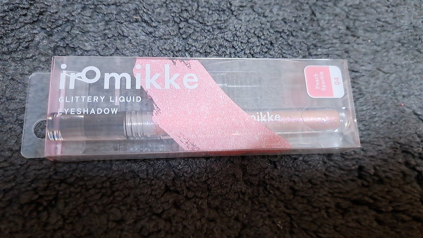 イロミッケ グリッターリキッドアイシャドウ/iromikke/グリッターを使ったクチコミ(1枚目)