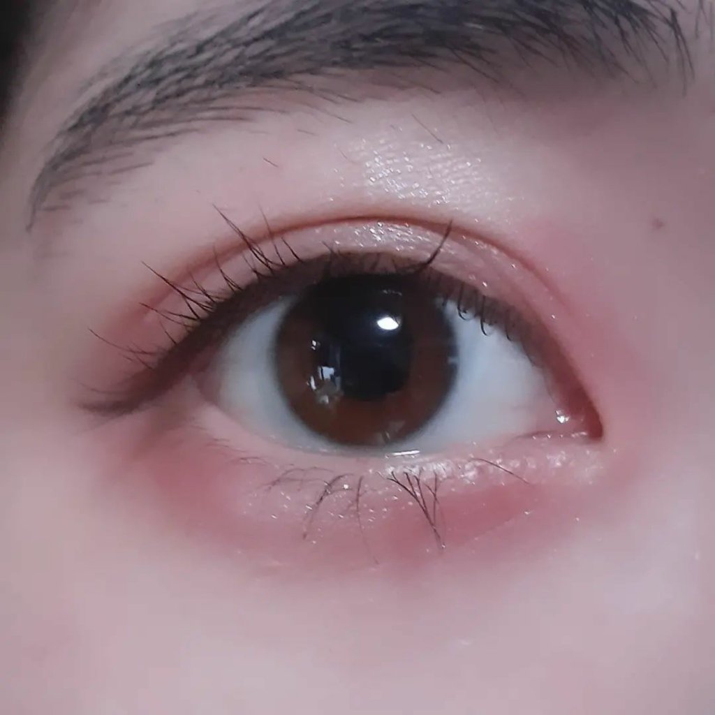 シングルアイシャドウ/aZTK/単色アイシャドウを使ったクチコミ（1枚目）