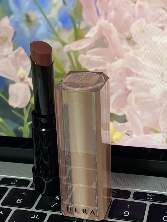 センシュアル ヌードバーム/HERA/リップバームを使ったクチコミ（1枚目）