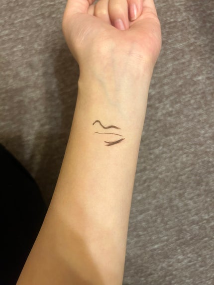 「密着アイライナー」極細クリームペンシル/デジャヴュ/ペンシルアイライナーを使ったクチコミ(4枚目)