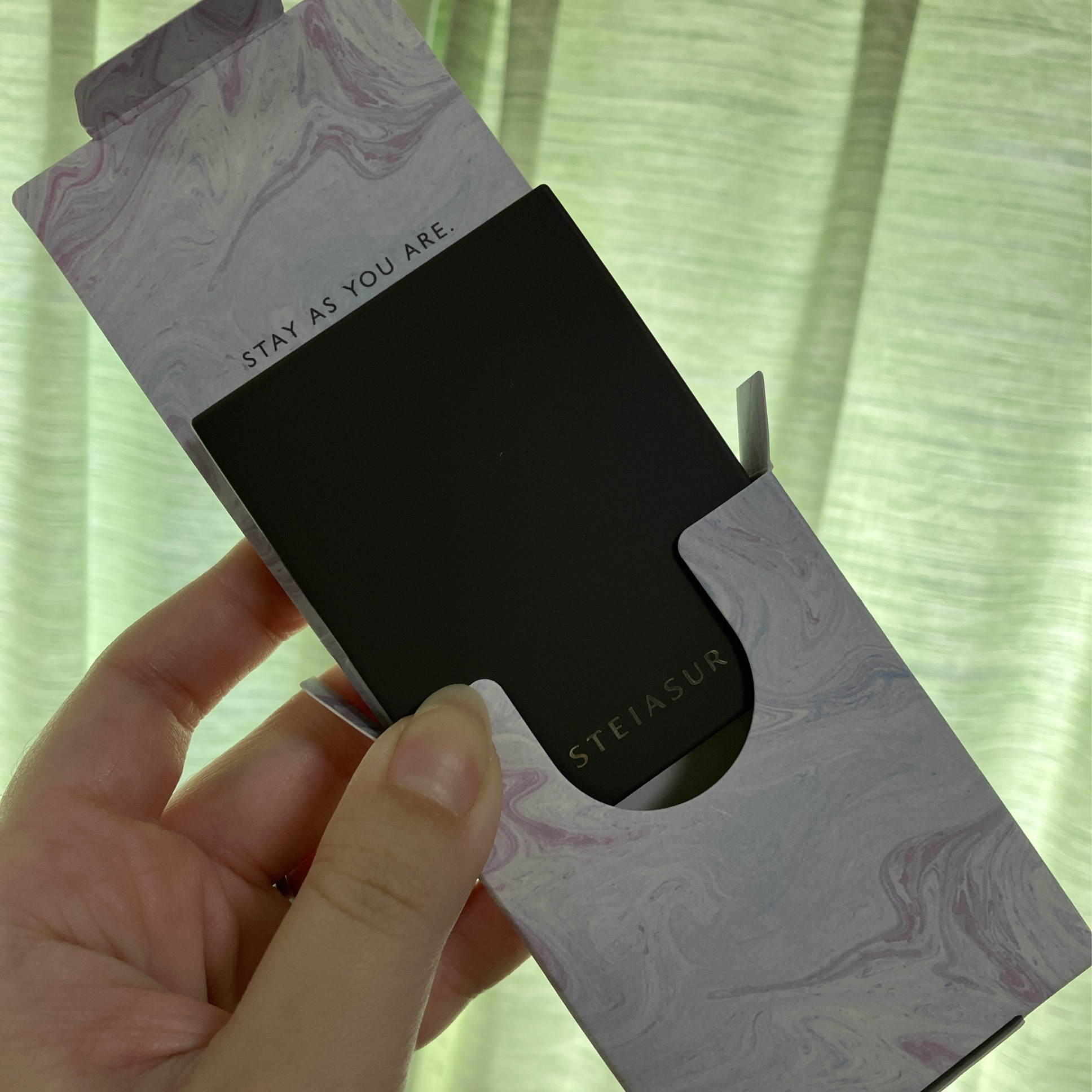 アンノウンアイズ/STEIASUR（ステイアシュール）/アイシャドウパレットを使ったクチコミ（1枚目）