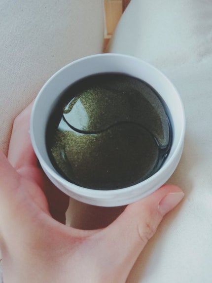 ブラックパール&ゴールド ハイドロゲル アイパッチ/Petitfee/アイケア・アイクリームを使ったクチコミ(2枚目)