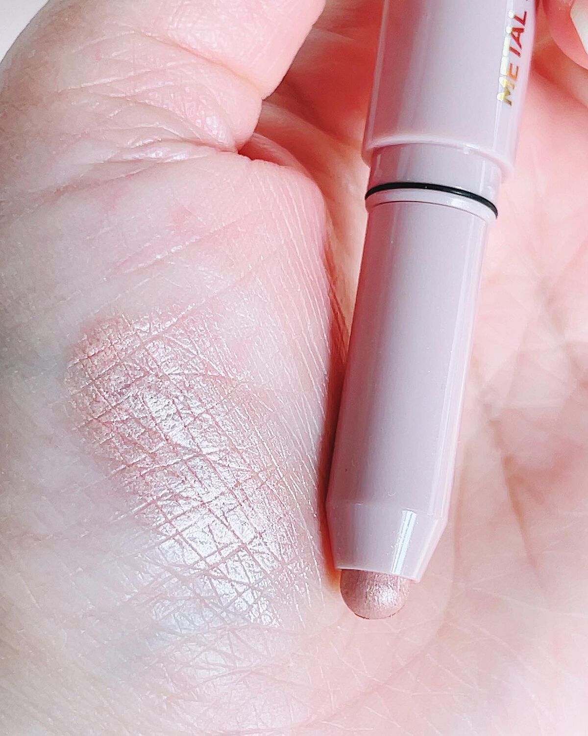 ウォンジョンヨ メタルシャワーペンシル/Wonjungyo/スティックアイシャドウを使ったクチコミ(4枚目)