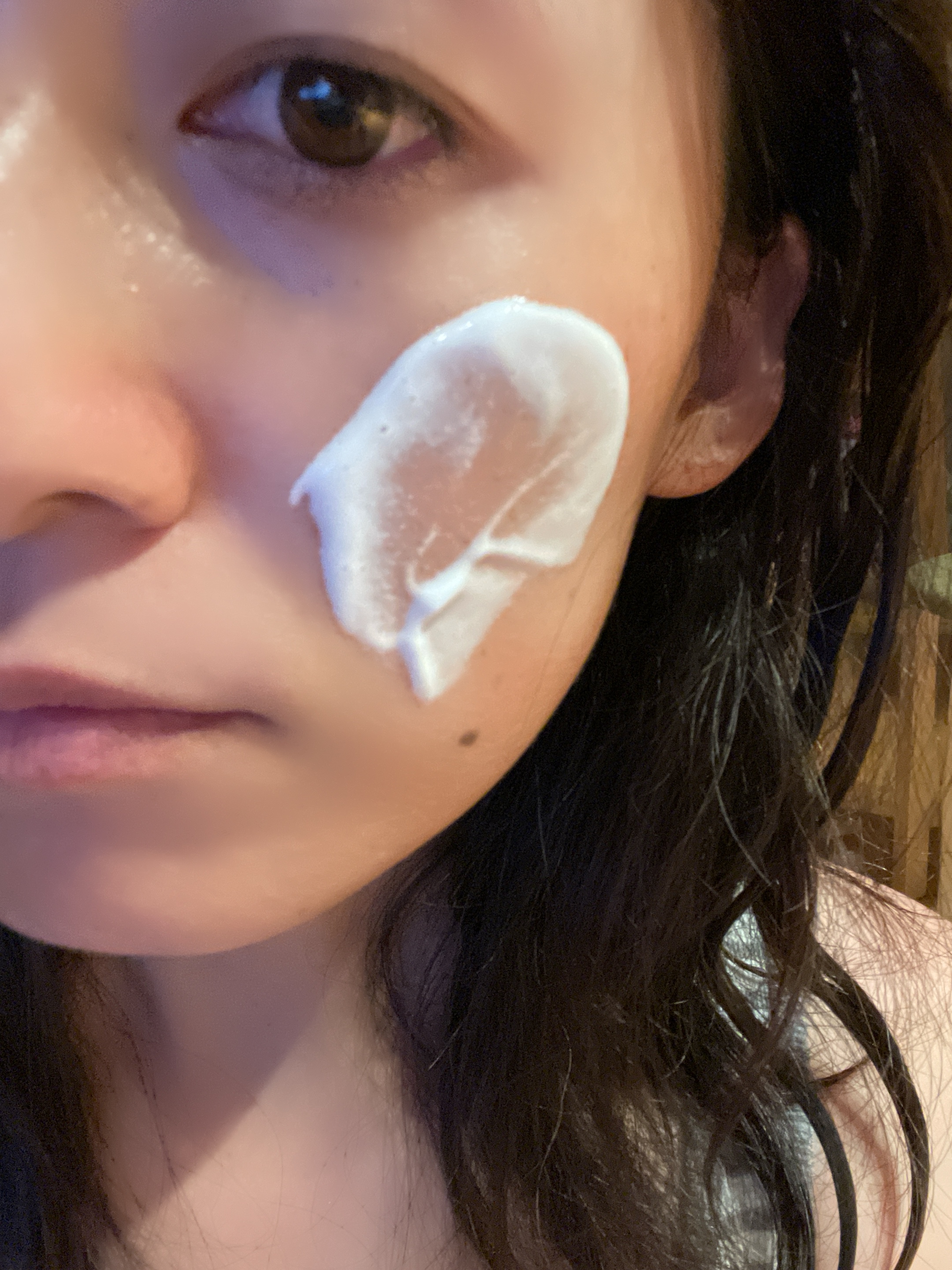 フォーセンス　炭酸生クリームセラム/4SENSE/美容液を使ったクチコミ（3枚目）