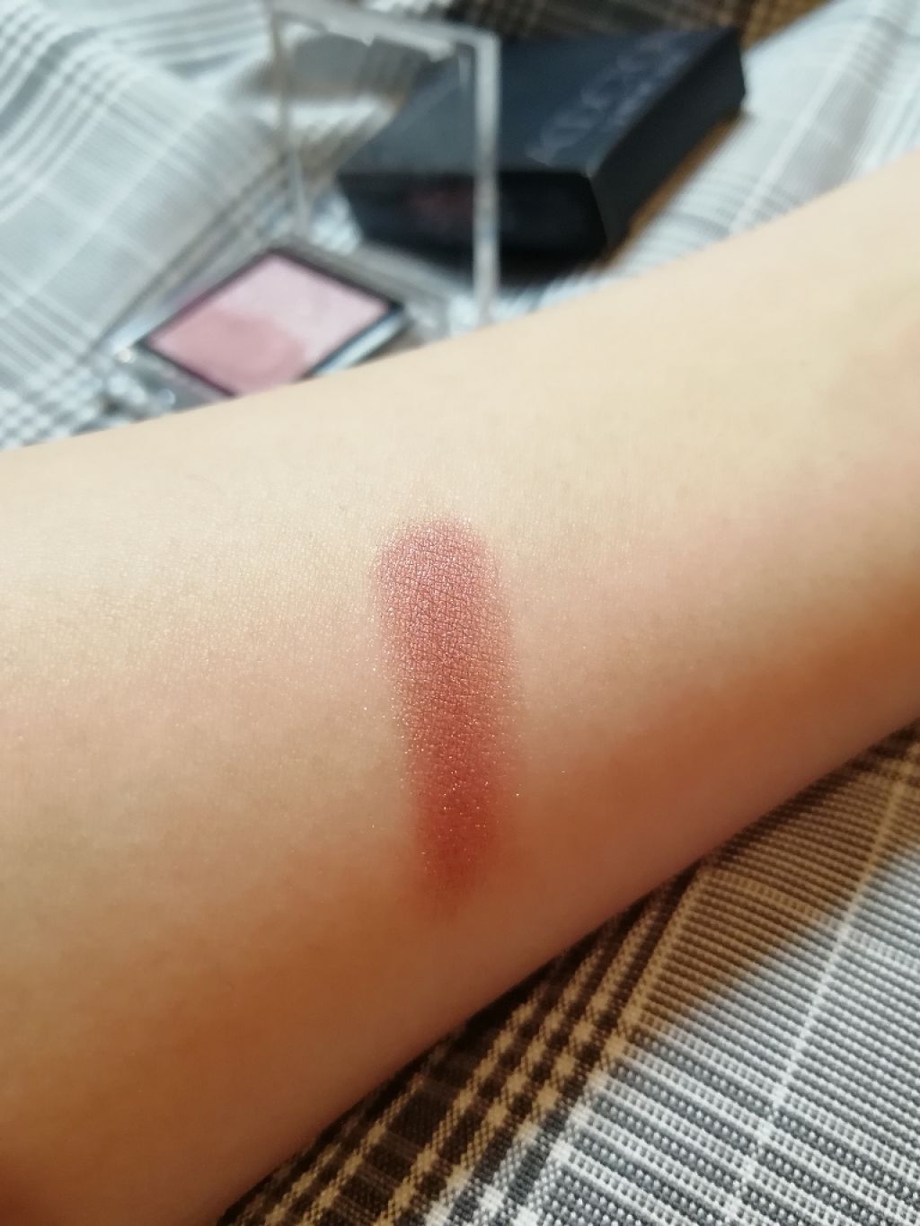 アディクション ザ アイシャドウ/ADDICTION/単色アイシャドウを使ったクチコミ（2枚目）