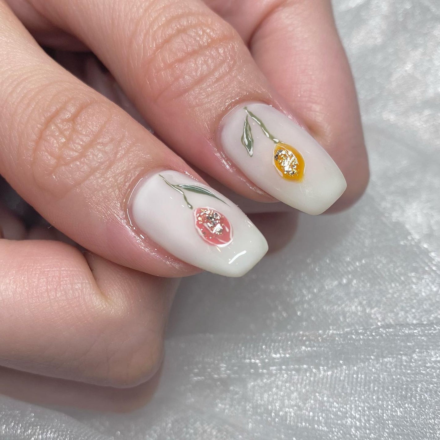 kanna on LIPS 「・・・𝒞𝒽𝑒𝑒𝓀×𝒯𝓊𝓁𝒾𝓅⸜🌷︎⸝✨左右アシンメトリーのカラ..」(3枚目)