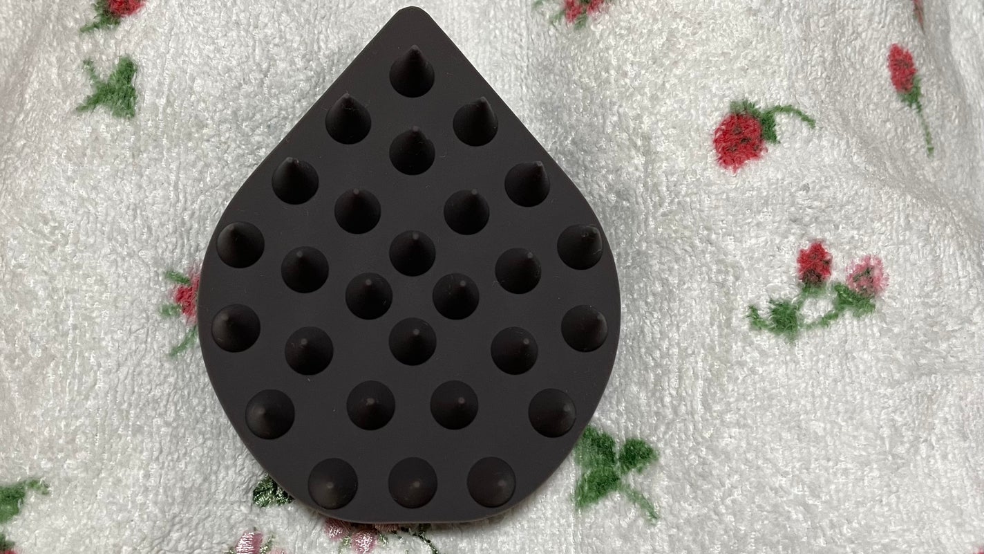 リラクシングマッサージブラシ ハード/エトヴォス/スカルプブラシを使ったクチコミ(2枚目)