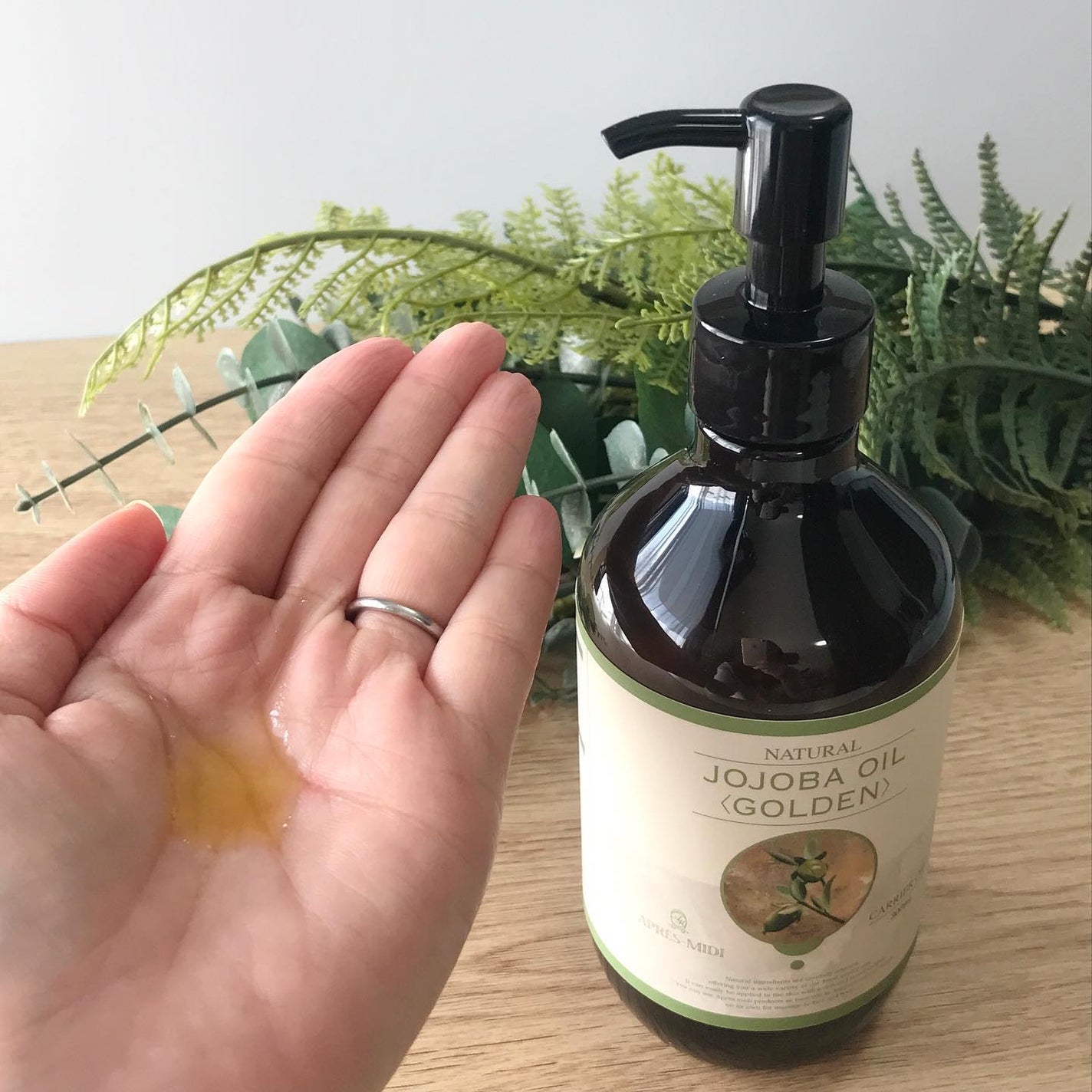 ホホバオイル ゴールデン アプレミディ/トワテック/ボディオイルを使ったクチコミ(2枚目)