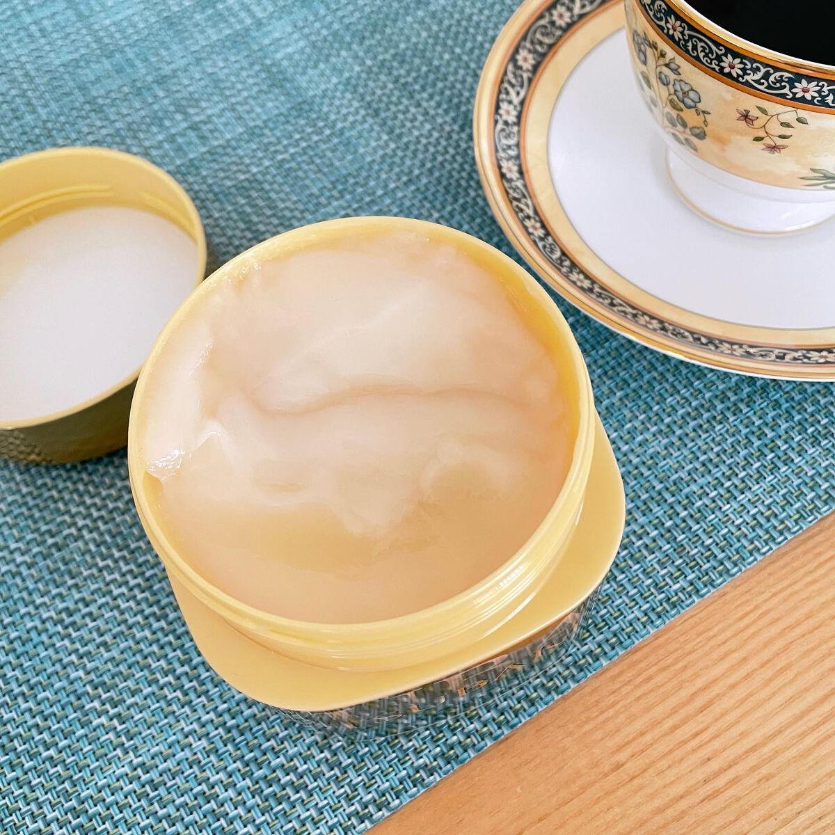 あやこ♡フォロバ100(投稿のある方) on LIPS 「〔TSUBAKI〕寒くなってきたね🥲お肌もだけど‥髪もパサつき..」(4枚目)