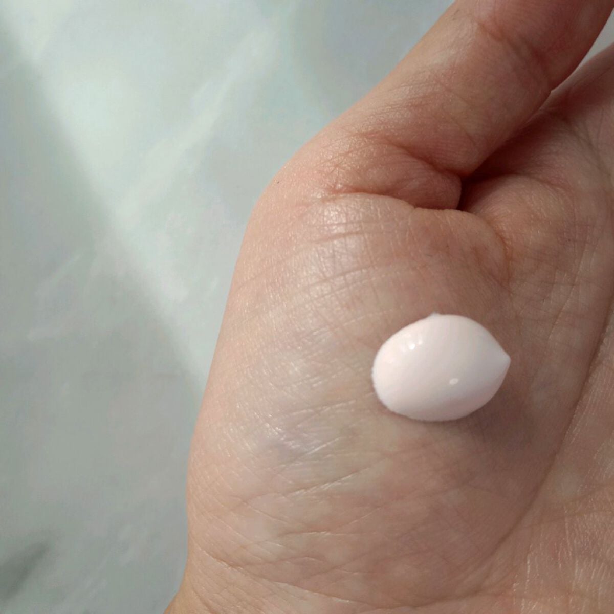 スキンアクア トーンアップUVエッセンス/スキンアクア/日焼け止めクリームを使ったクチコミ(2枚目)