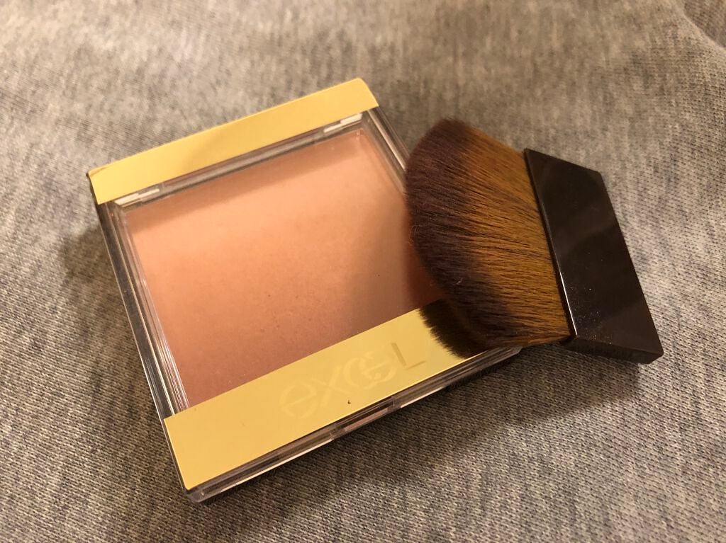 オーラティック ブラッシュ/excel/パウダーチークを使ったクチコミ(1枚目)