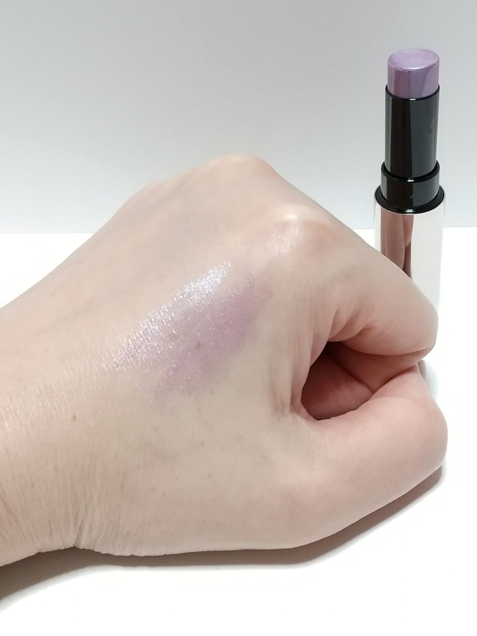  イリディセントグリッツ  EX02 Labyrinth/LUNASOL/スティックハイライトを使ったクチコミ（3枚目）