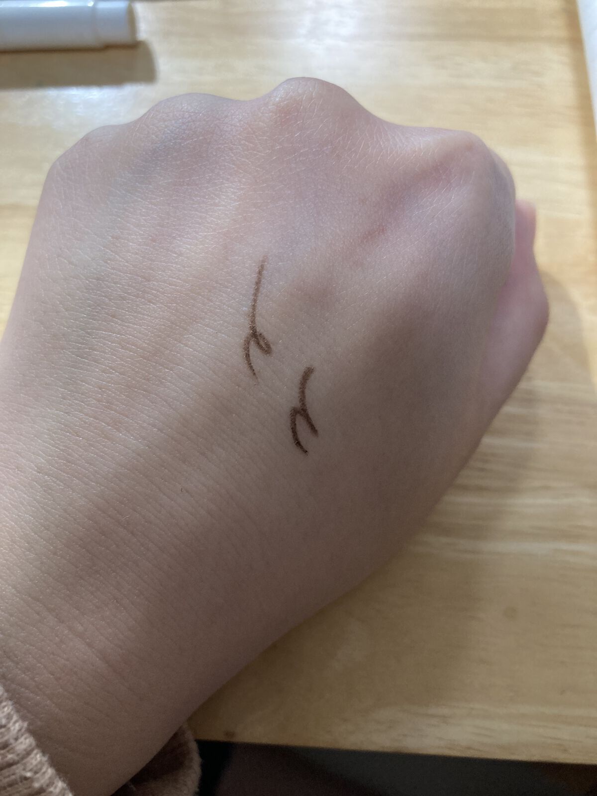 「密着アイライナー」極細クリームペンシル/デジャヴュ/ペンシルアイライナーを使ったクチコミ（2枚目）