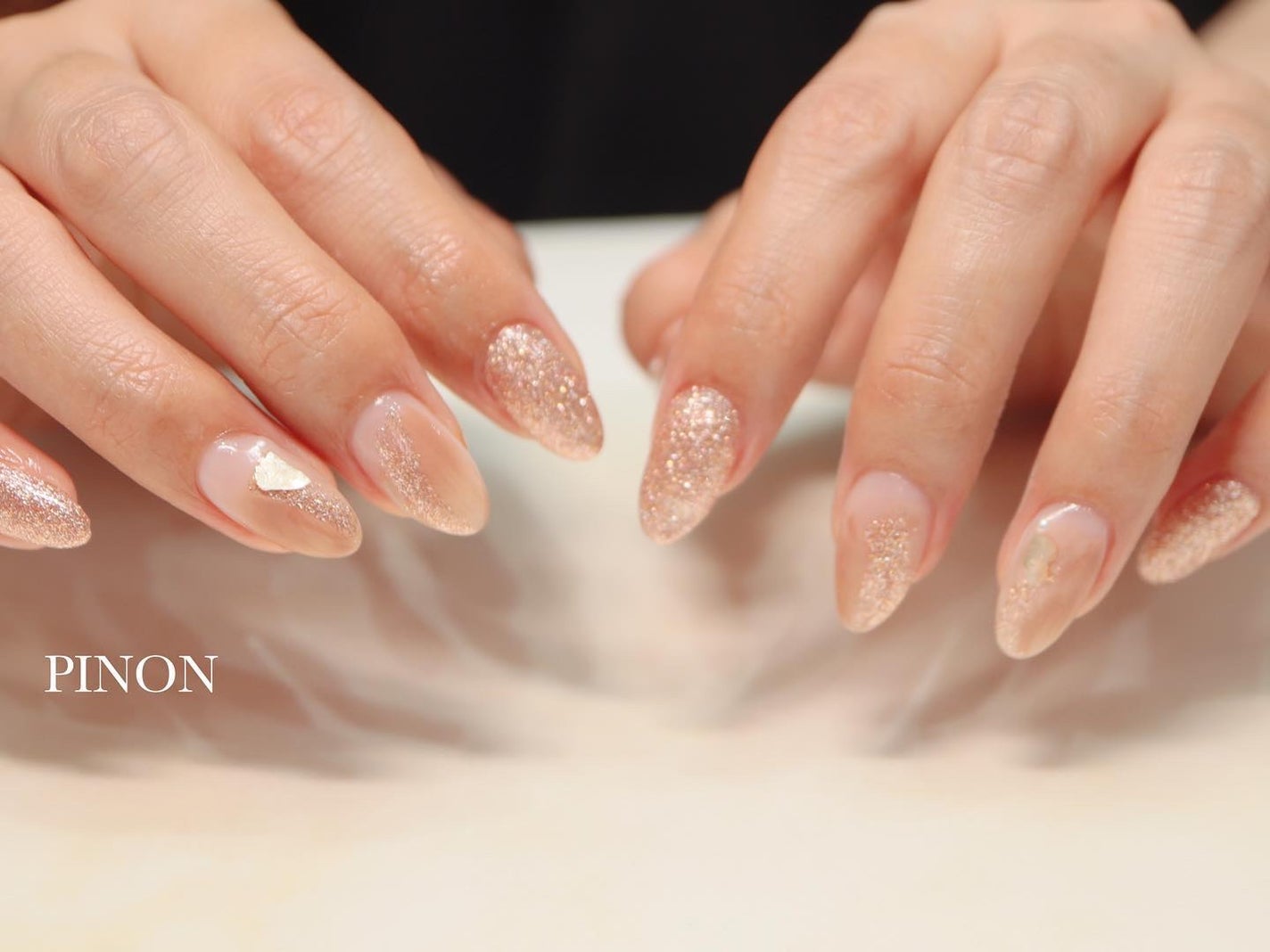 shino on LIPS 「simplecourse馴染みの良いグリッターとニュアンスアー..」(2枚目)